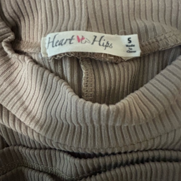 Heart Hips Taupe Sleeveless Halter Midi Maternity Dress NWOT - Picture 5 of 8